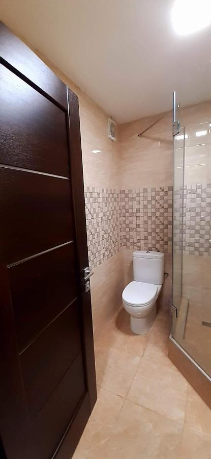 Ferienwohnung Греческая / Дерибасовская Odessa Exterior foto